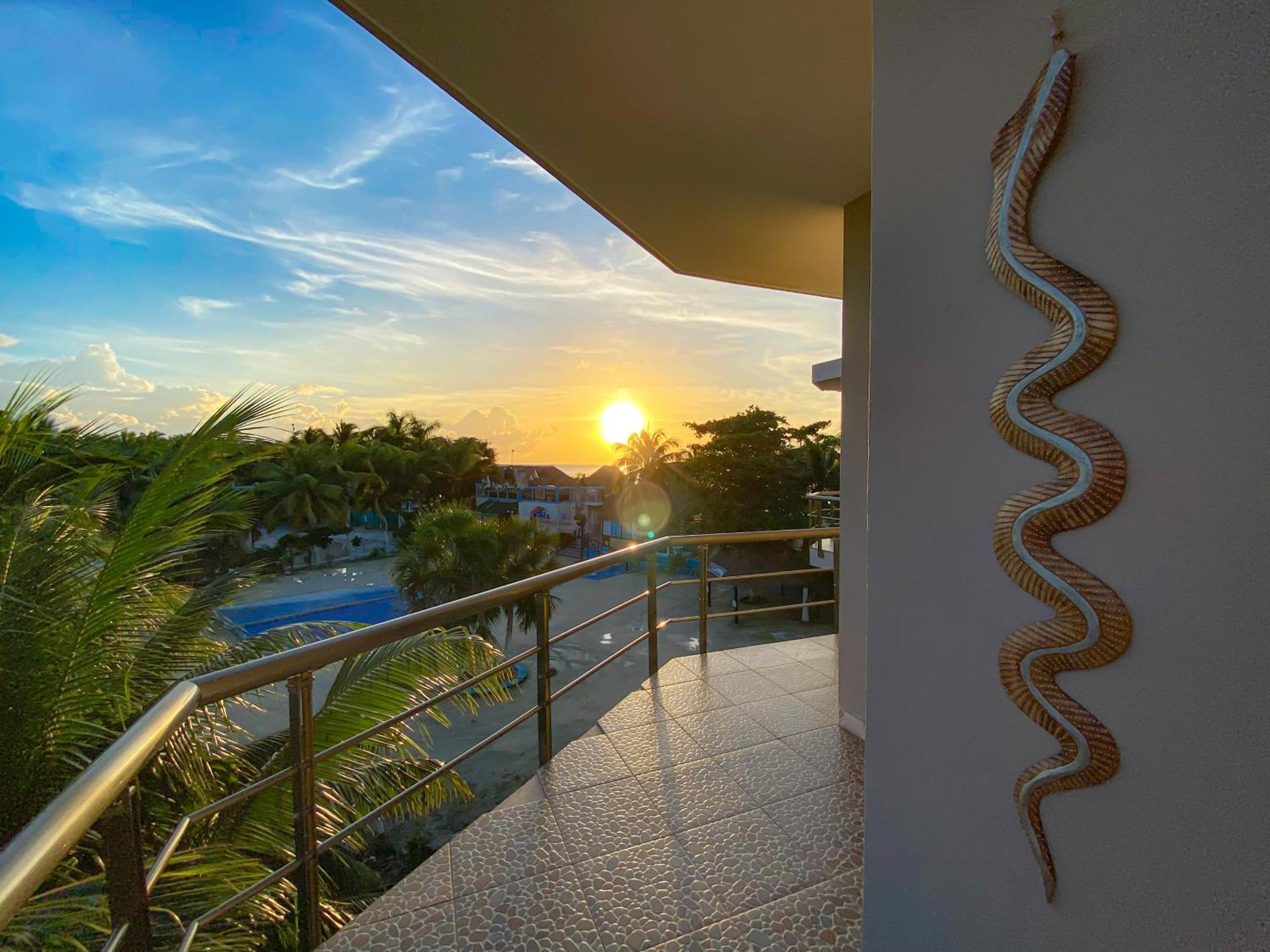 Maia Suites Cozumel Esterno foto