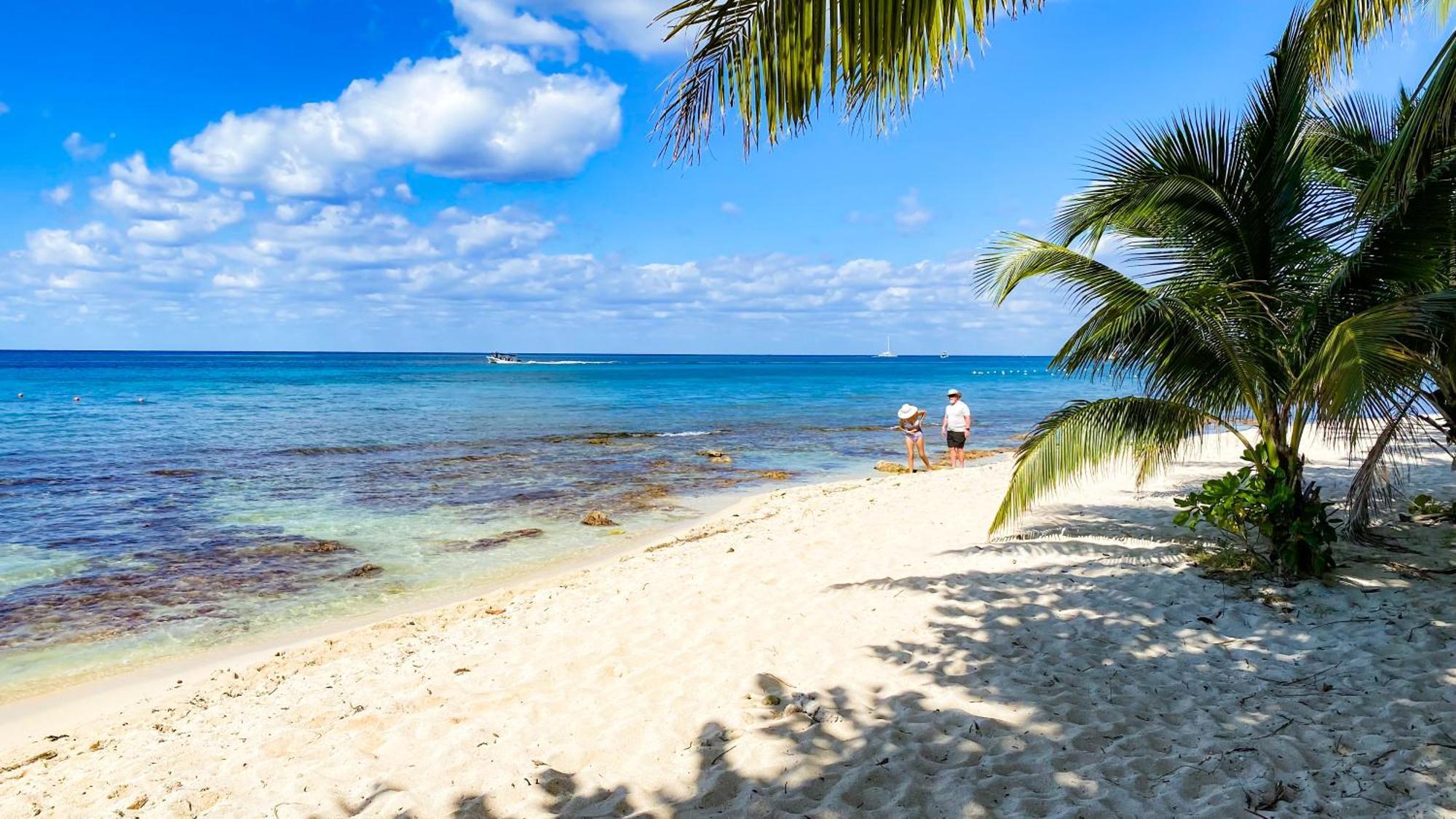 Maia Suites Cozumel Esterno foto